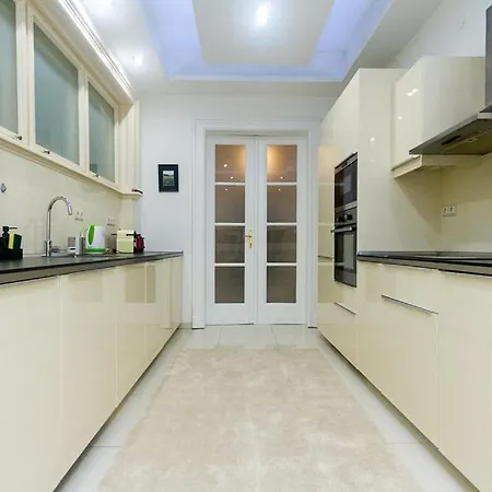 Luxury On Andrassy Avenue - A7 公寓 *