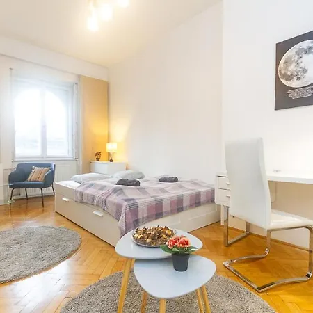 Lägenhet Luxury On Andrassy Avenue - A7 Budapest